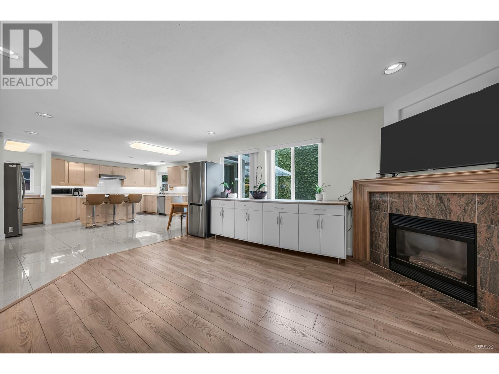 Listing Picture 16 of 32 : 3551 SCRATCHLEY CRESCENT, Richmond / 烈治文 - 魯藝地產 Yvonne Lu Group - MLS Medallion Club Member