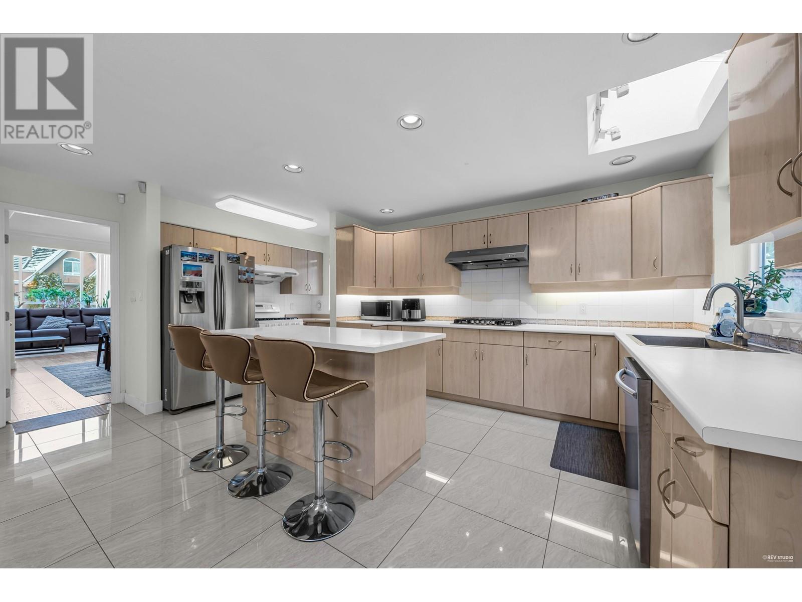 Listing Picture 11 of 32 : 3551 SCRATCHLEY CRESCENT, Richmond / 烈治文 - 魯藝地產 Yvonne Lu Group - MLS Medallion Club Member
