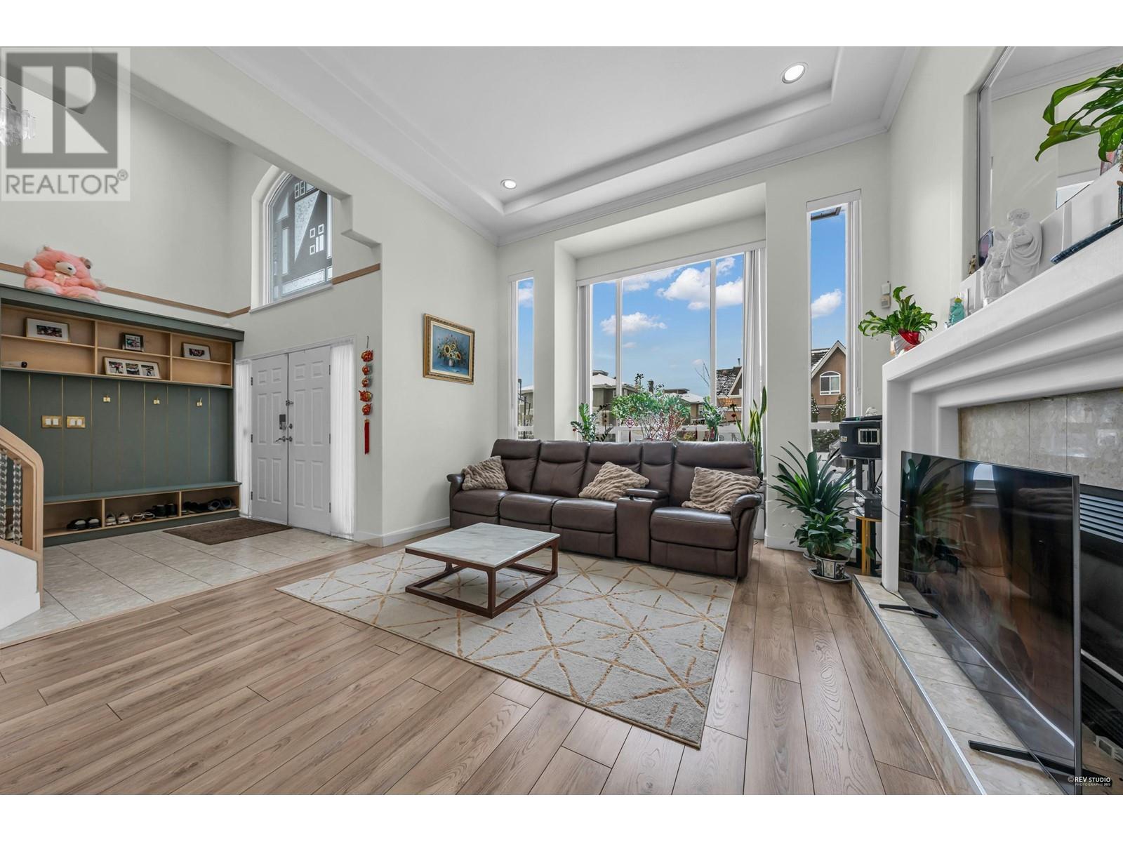 Listing Picture 5 of 32 : 3551 SCRATCHLEY CRESCENT, Richmond / 烈治文 - 魯藝地產 Yvonne Lu Group - MLS Medallion Club Member