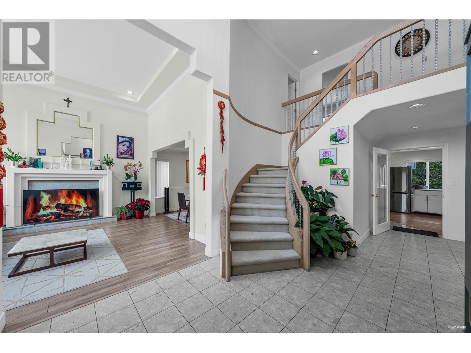 Listing Picture 4 of 32 : 3551 SCRATCHLEY CRESCENT, Richmond / 烈治文 - 魯藝地產 Yvonne Lu Group - MLS Medallion Club Member