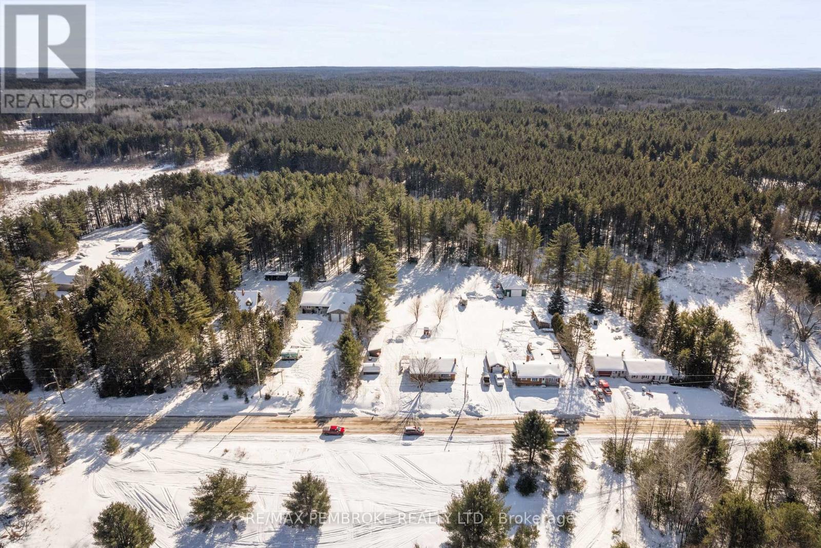 865 BLACK BAY ROAD Petawawa