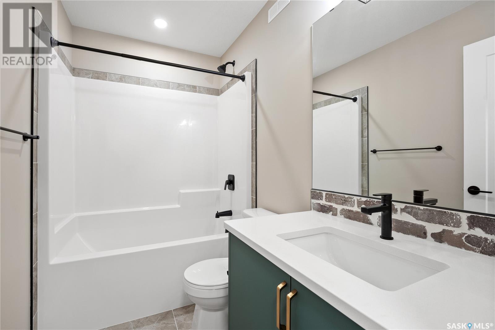 2908 Welby Way, Regina, Saskatchewan  S4V 4A2 - Photo 16 - SK995330