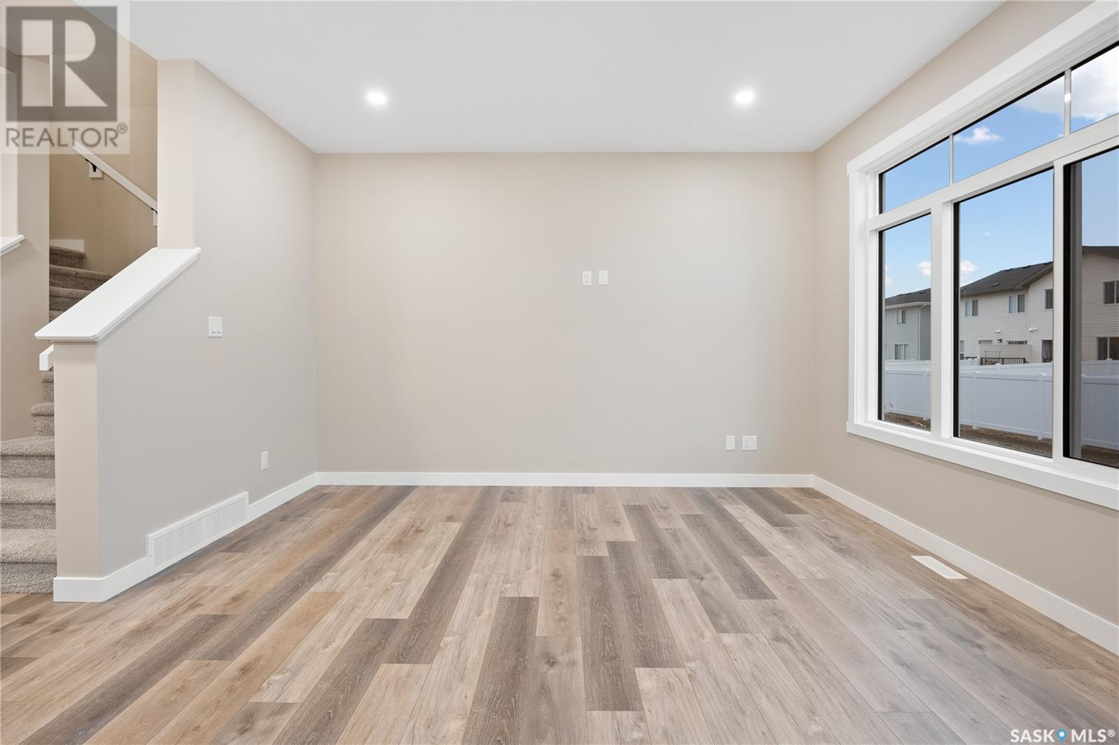 2908 Welby Way, Regina, Saskatchewan  S4V 4A2 - Photo 18 - SK995330