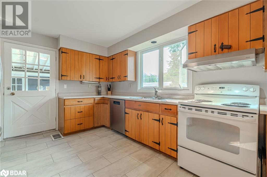 434 Forest Avenue S, Orillia, Ontario  L3V 4A1 - Photo 4 - 40698370