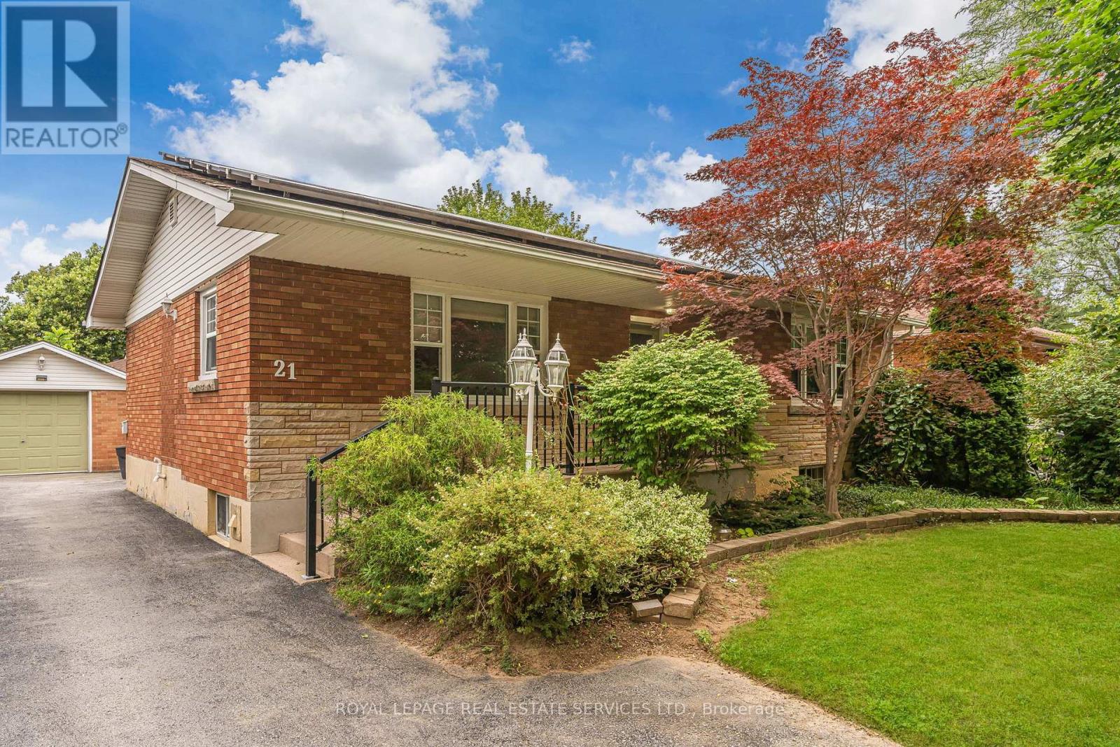 Property at 21 CHALMERS STREET image 1