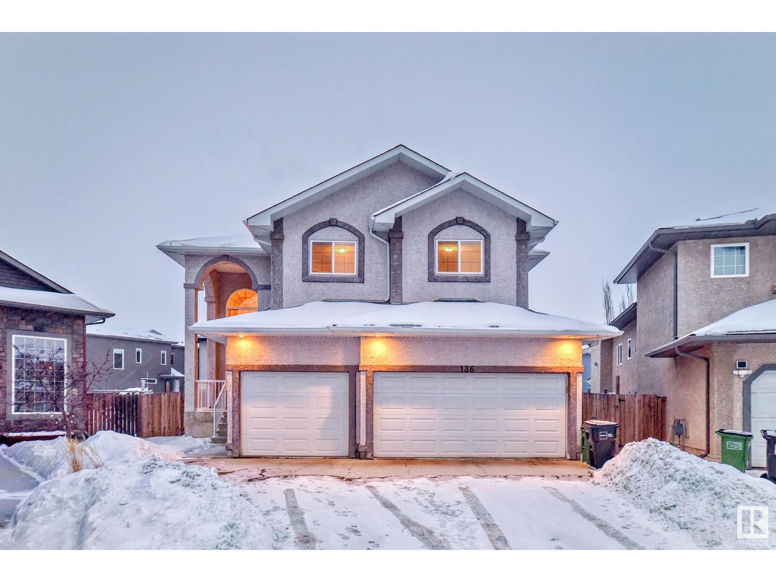 136 Fraser Wy Nw, Edmonton, Alberta  T5Y 3M8 - Photo 1 - E4421562