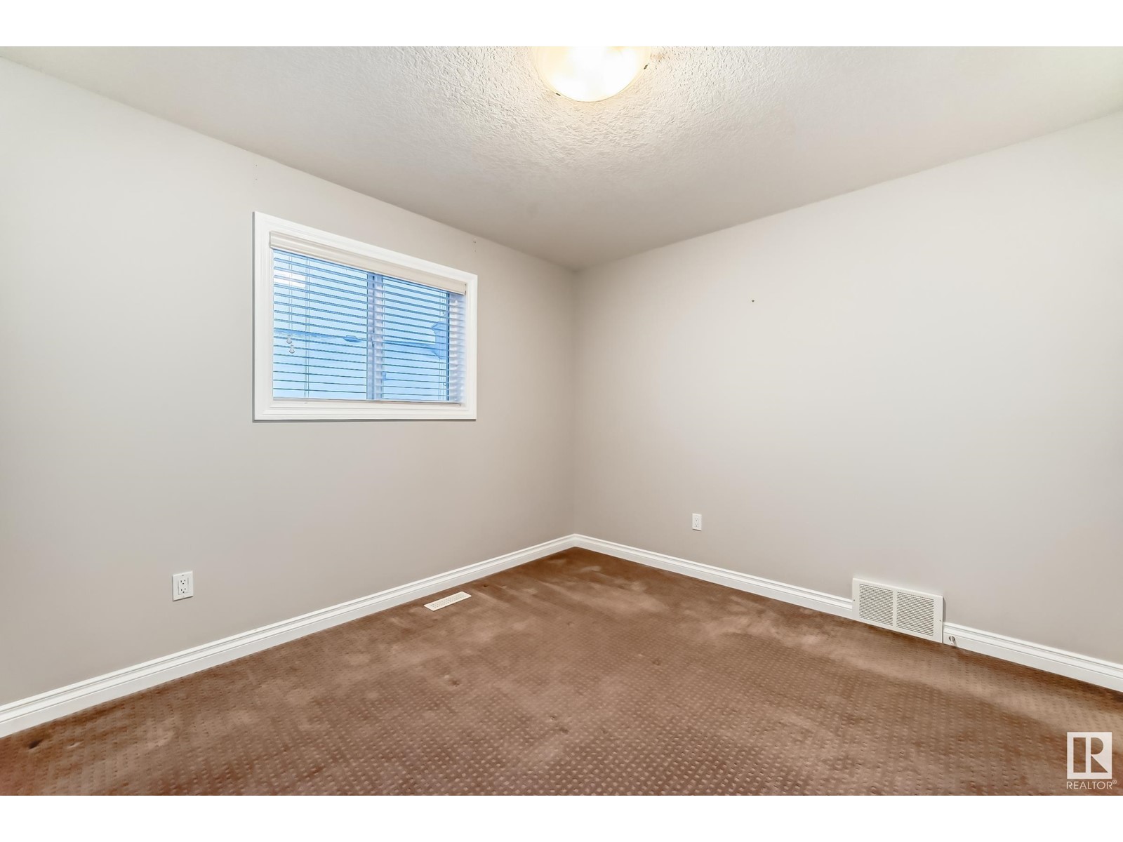 136 Fraser Wy Nw, Edmonton, Alberta  T5Y 3M8 - Photo 45 - E4421562