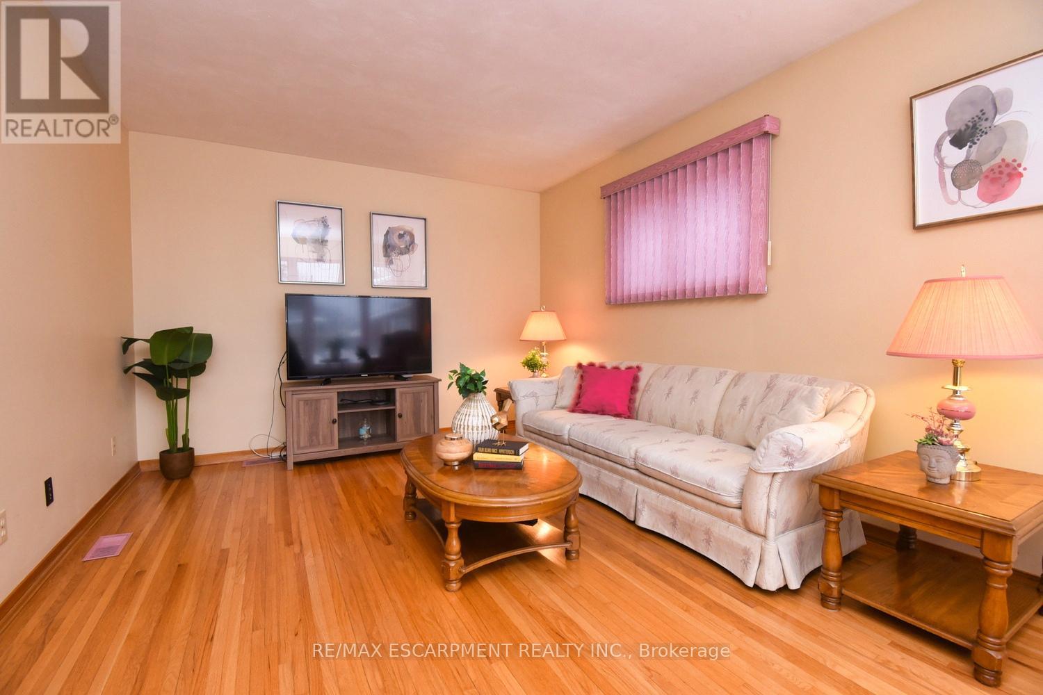 40 Seeley Avenue, Hamilton, Ontario  L8V 2G8 - Photo 7 - X11973102