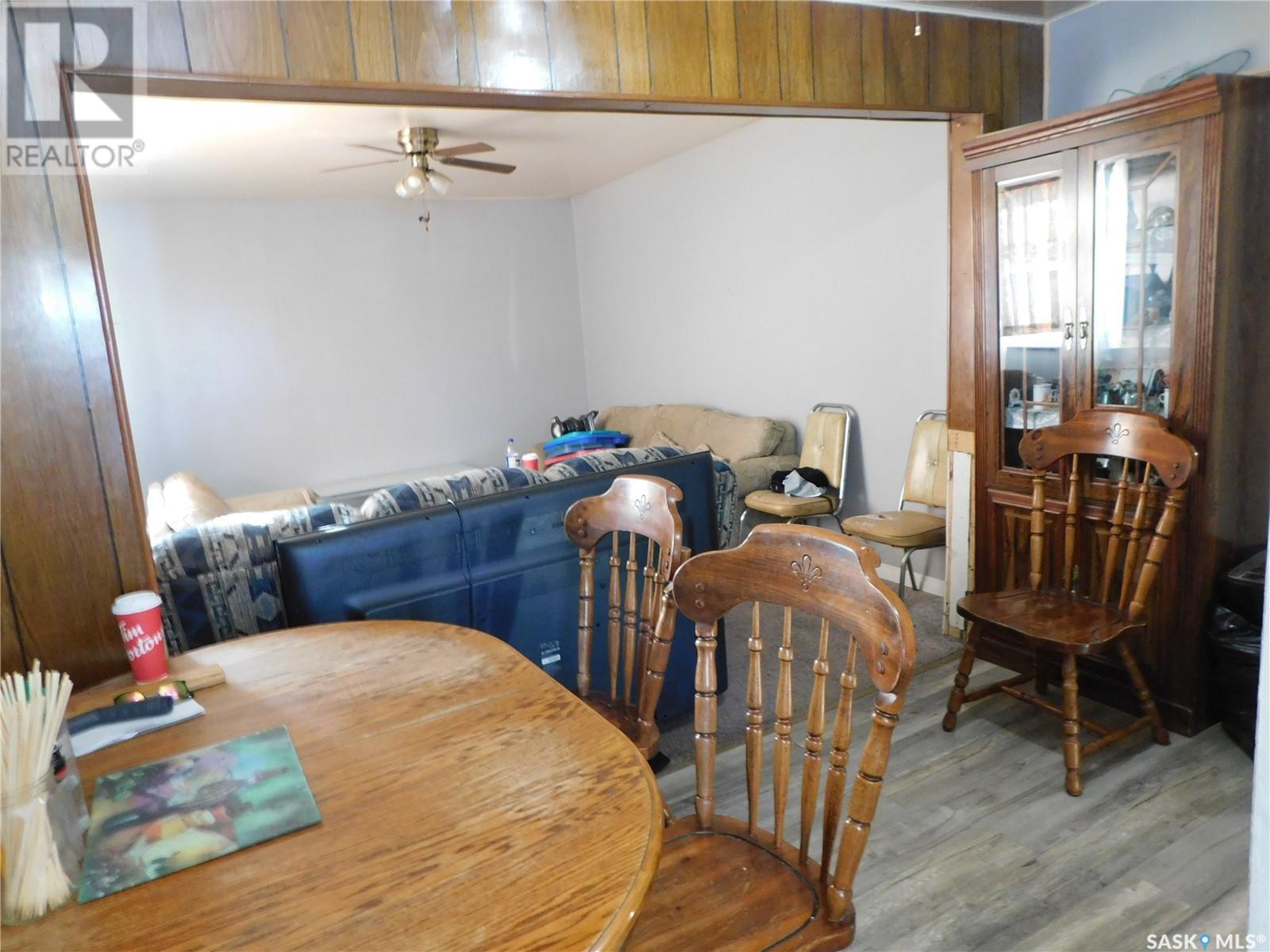 220 2nd Street E, Lafleche, Saskatchewan  S0H 3R0 - Photo 7 - SK995968