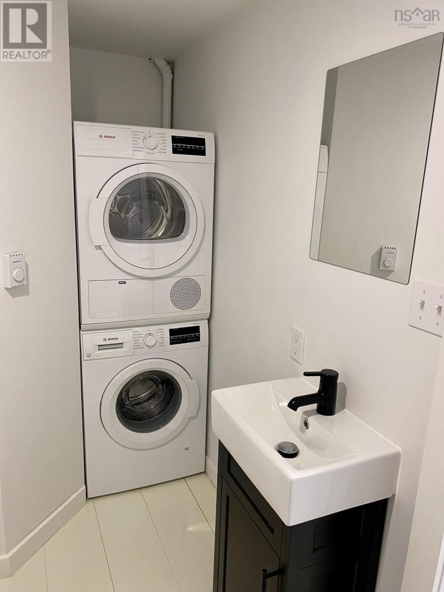 313 8 Highway, Milton, Nova Scotia  B0T 1P0 - Photo 10 - 202502947