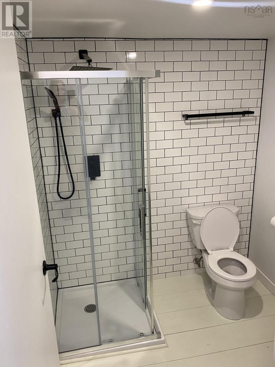 313 8 Highway, Milton, Nova Scotia  B0T 1P0 - Photo 5 - 202502947