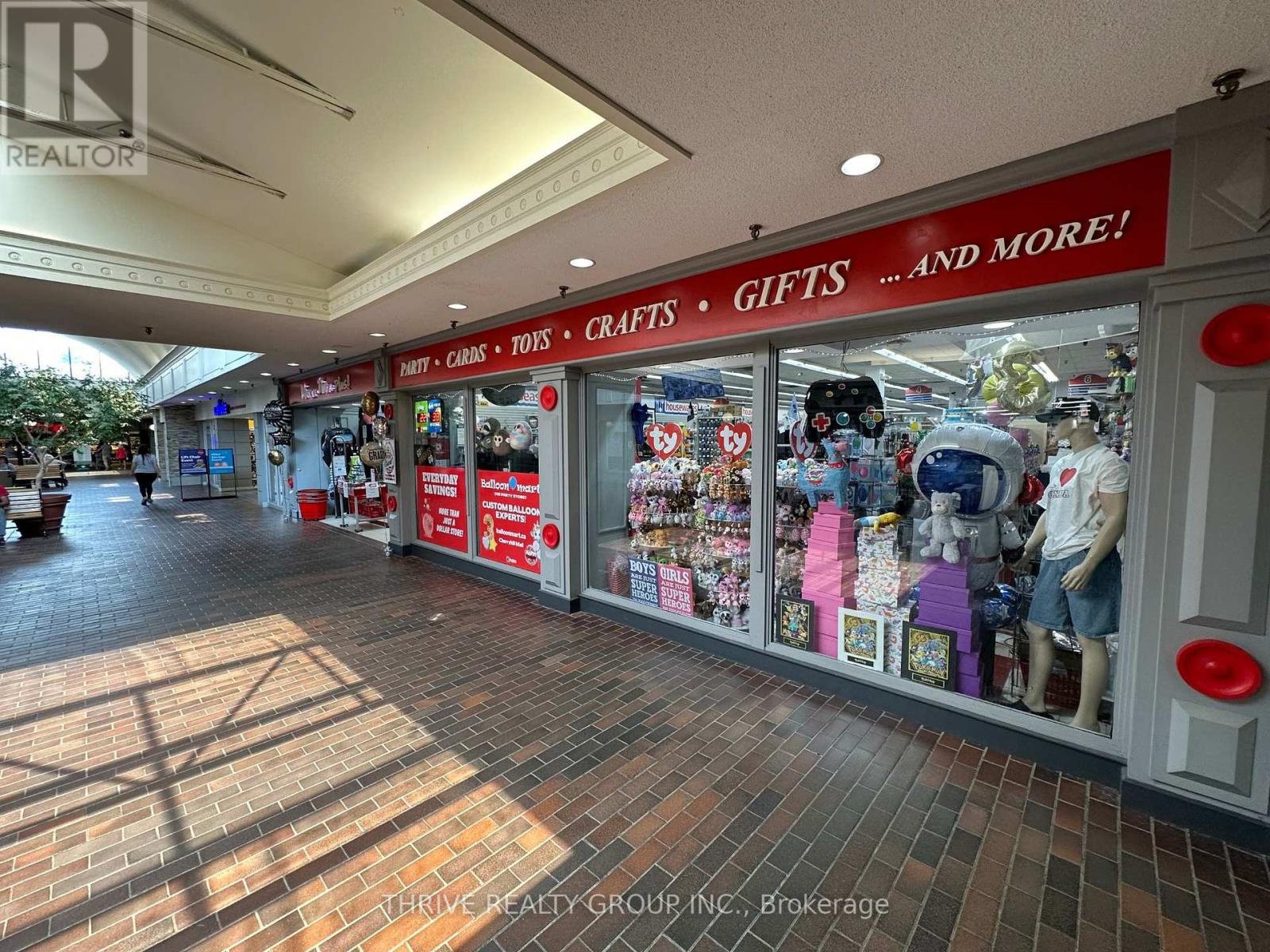 Property at 5B - 301 OXFORD STREET W image 2