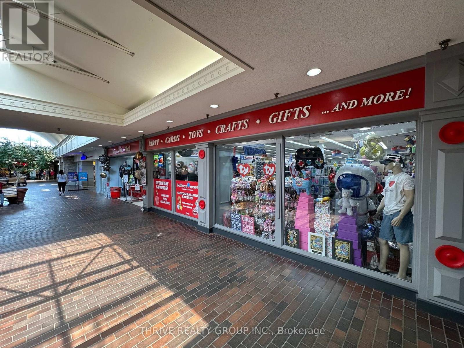 Property at 5B - 301 OXFORD STREET W image 5