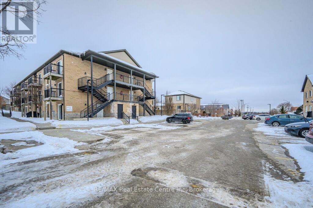 1c - 185 Windale Crescent, Kitchener, Ontario  N2E 3H4 - Photo 17 - X11971309