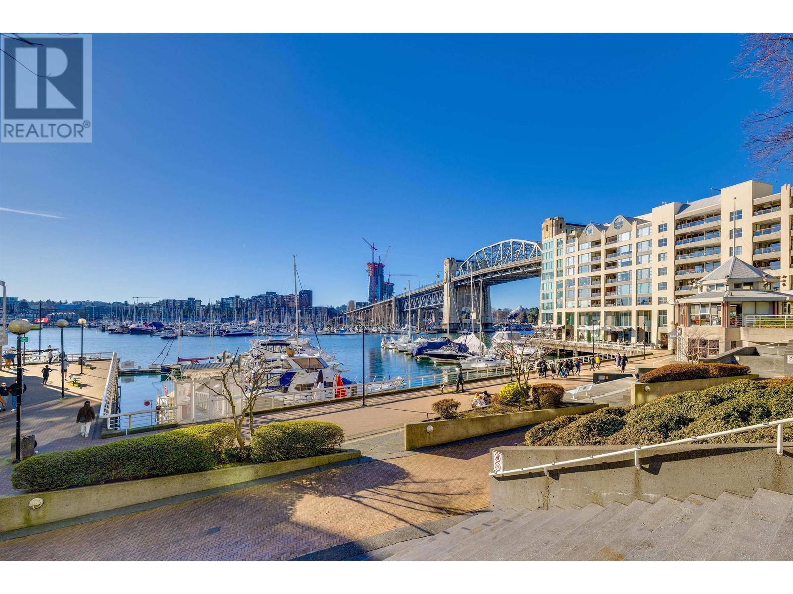 Listing Picture 37 of 40 : 401 1006 BEACH AVENUE, Vancouver / 溫哥華 - 魯藝地產 Yvonne Lu Group - MLS Medallion Club Member