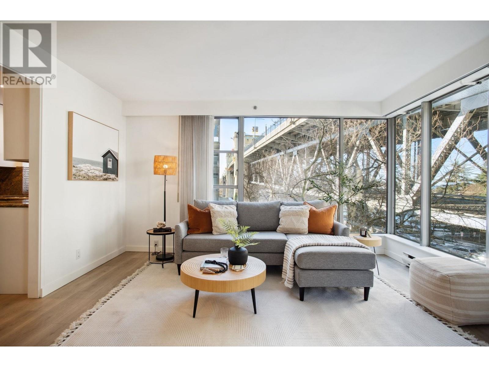 Listing Picture 5 of 40 : 401 1006 BEACH AVENUE, Vancouver / 溫哥華 - 魯藝地產 Yvonne Lu Group - MLS Medallion Club Member