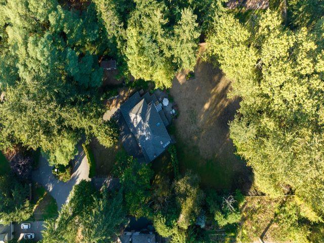 Property at 2488 139 STREET image 3