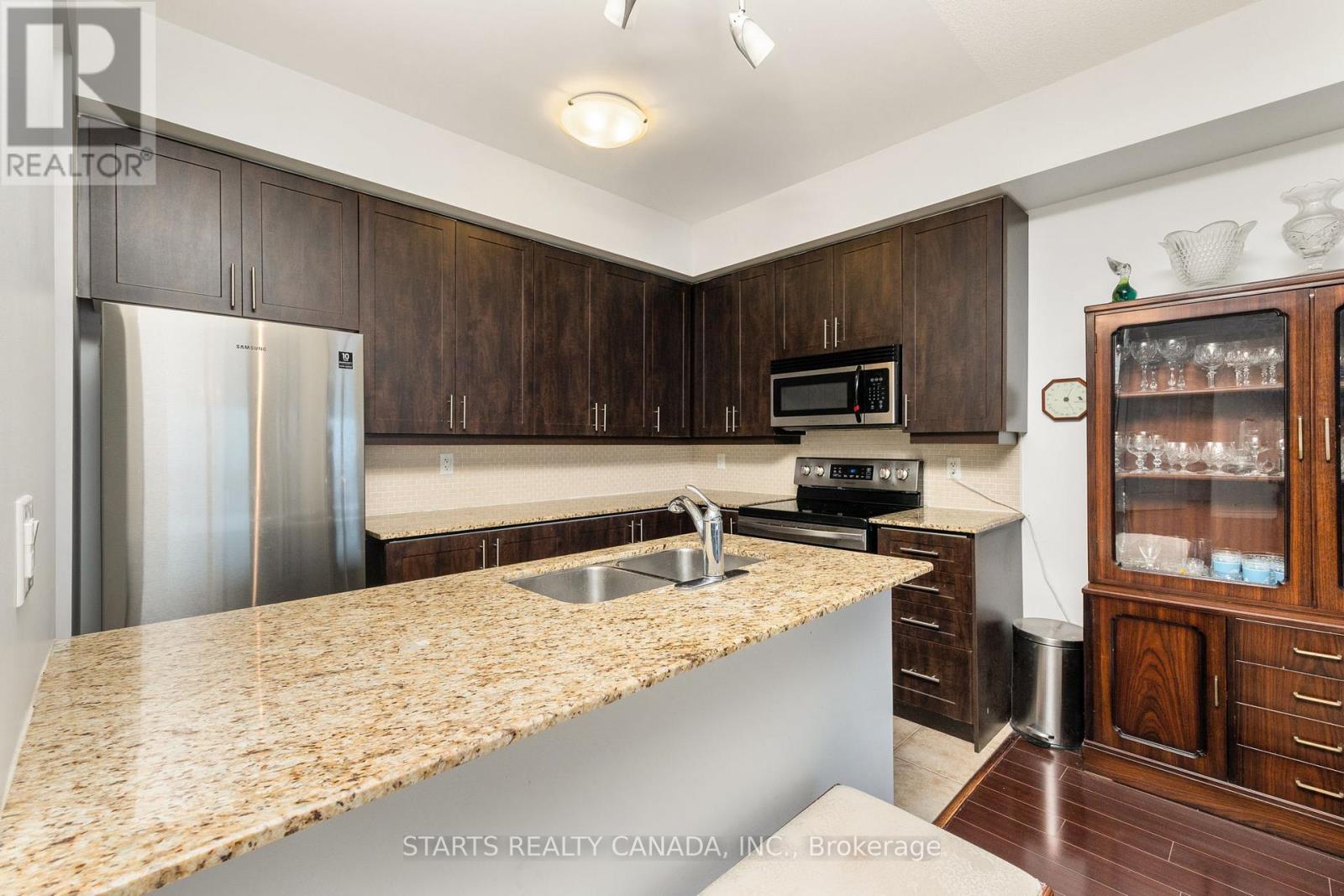 Ph910 - 920 Sheppard Avenue W, Toronto, Ontario  M3H 0A2 - Photo 16 - C11973283