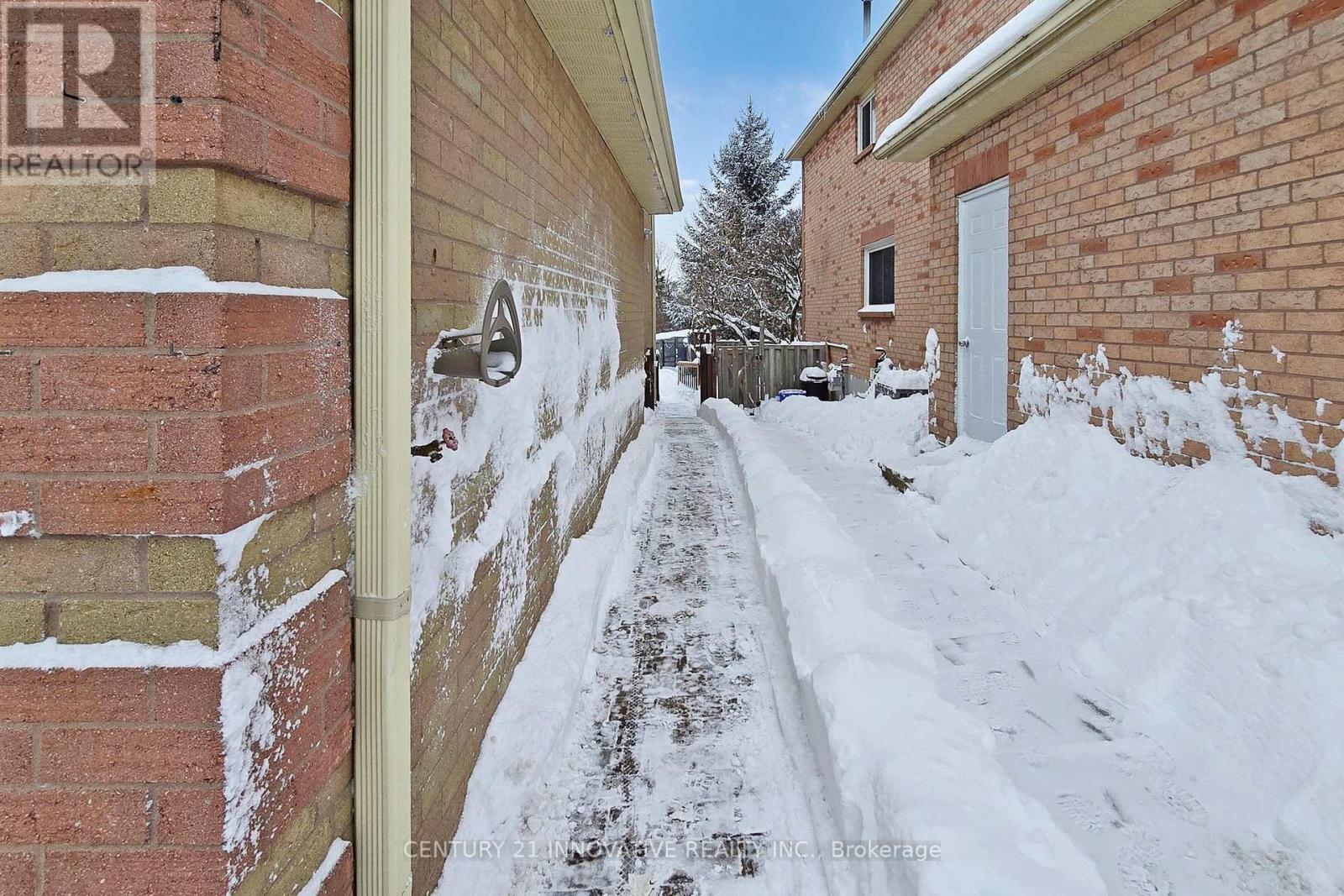 44 Bray Drive, Ajax, Ontario  L1T 3L8 - Photo 2 - E11973088