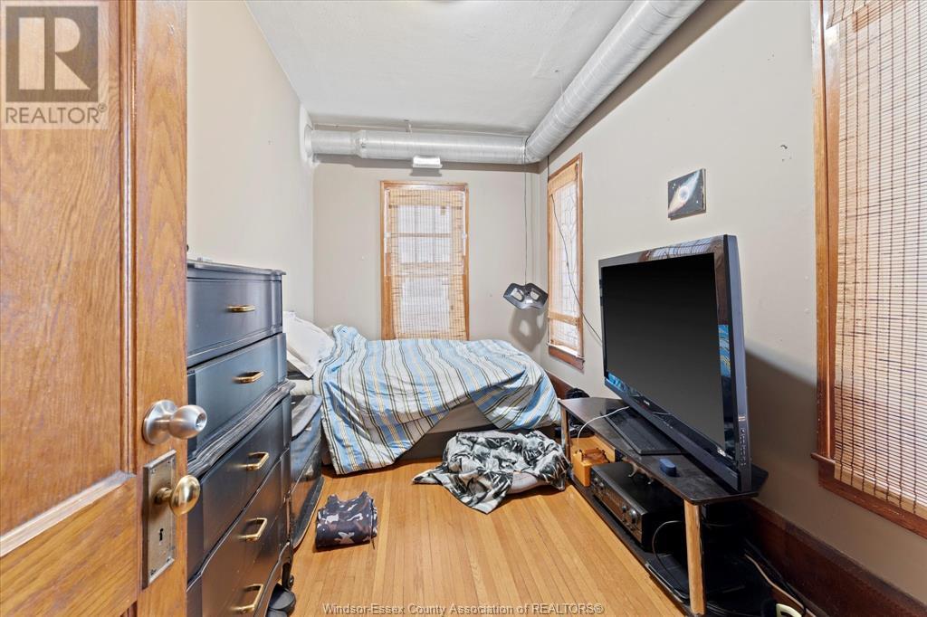 239-241 Mcewan Avenue, Windsor, Ontario  N9B 2E3 - Photo 33 - 25002972