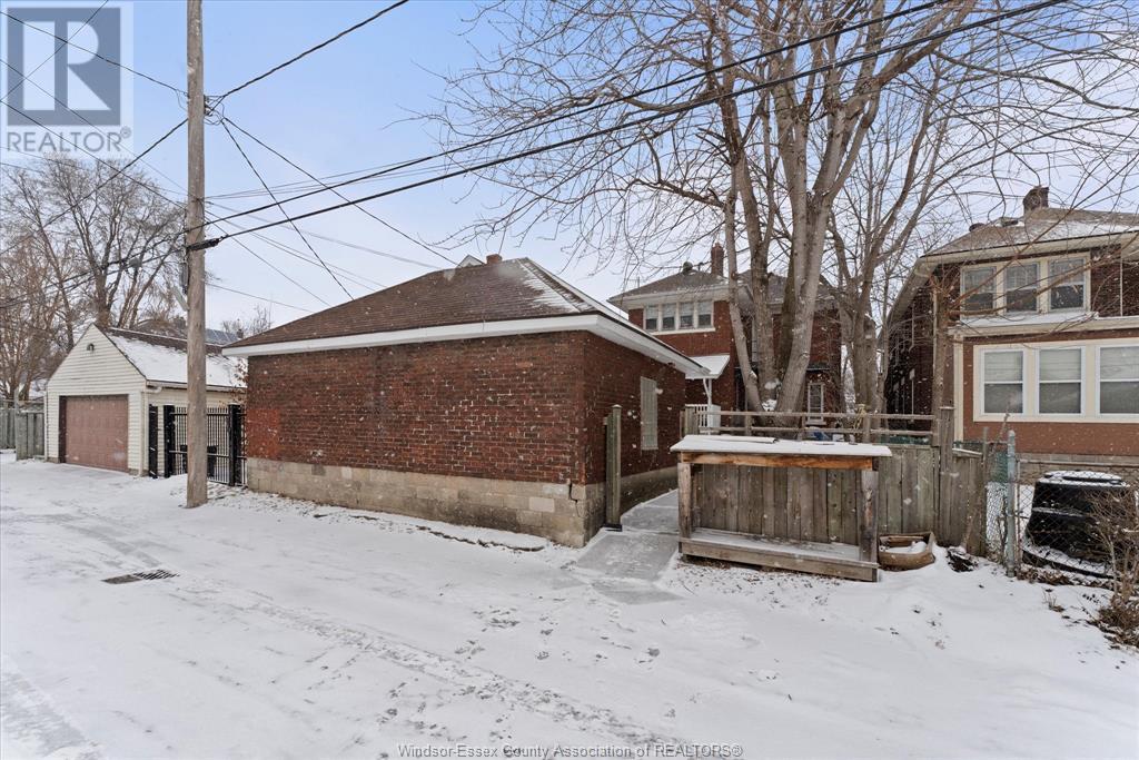 239-241 Mcewan Avenue, Windsor, Ontario  N9B 2E3 - Photo 38 - 25002972