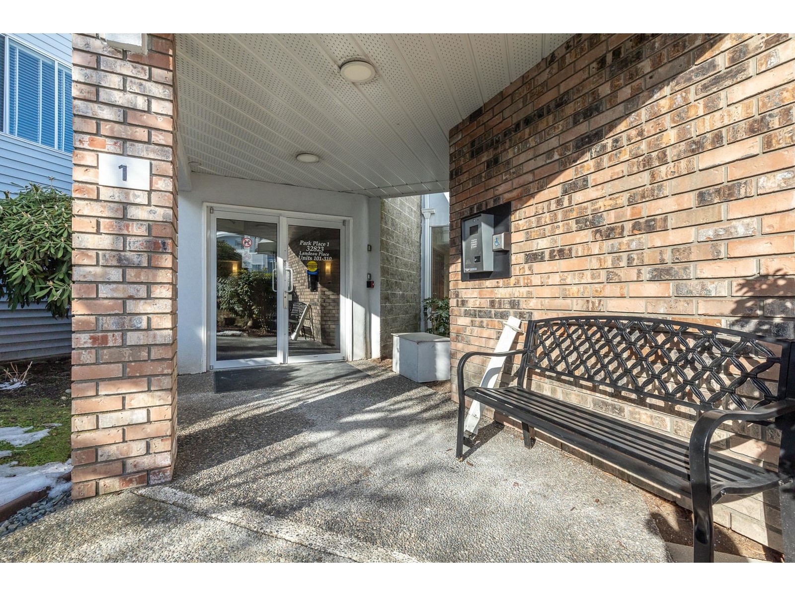 Property at 105 32823 LANDEAU PLACE image 4