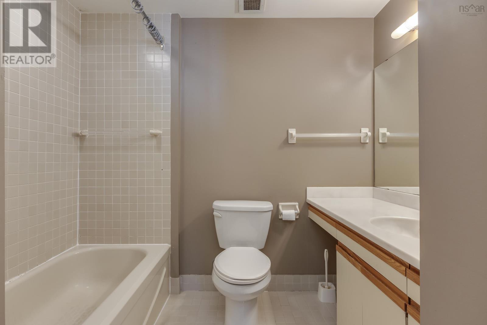 110 1350 Oxford Street, Halifax, Nova Scotia  B3H 3Y8 - Photo 11 - 202502954