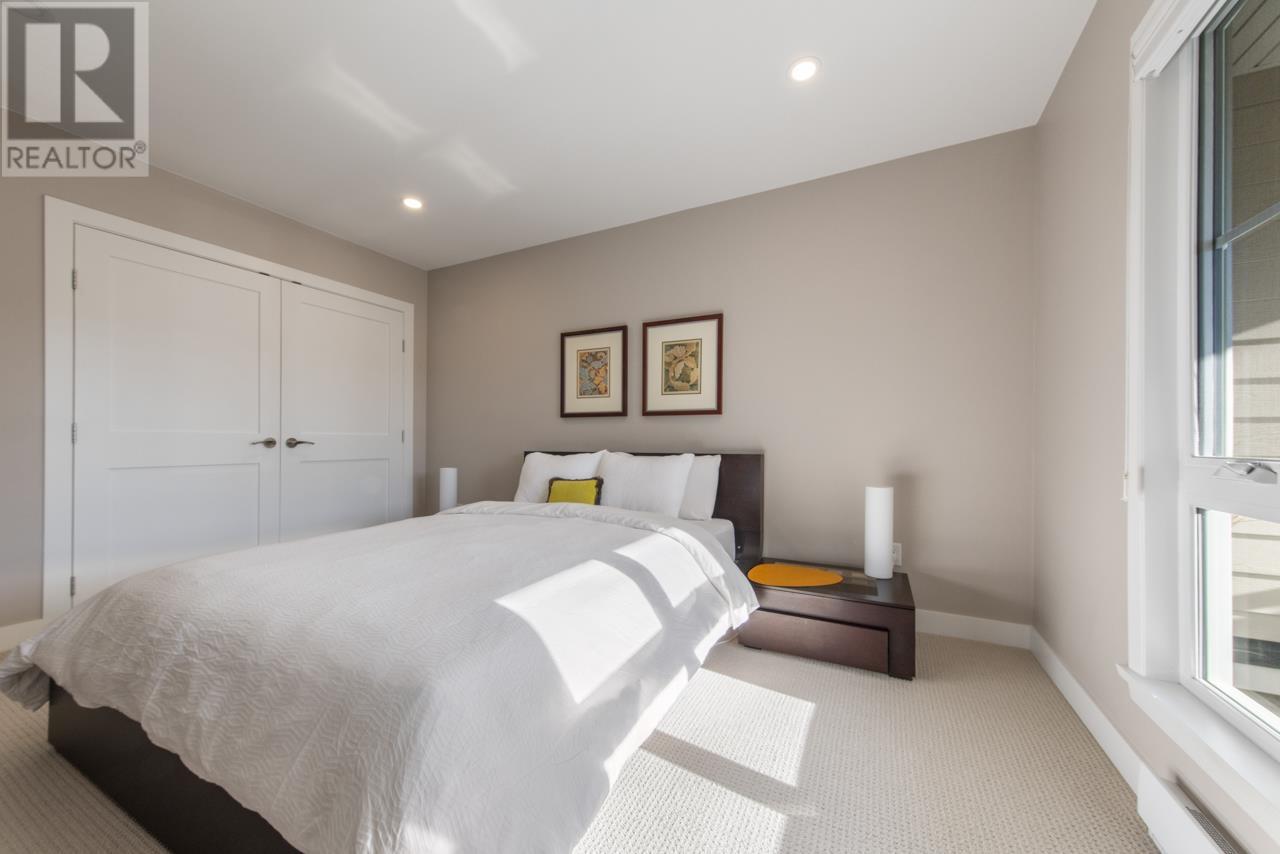 Listing Picture 15 of 21 : 302 7500 MINORU BOULEVARD, Richmond / 烈治文 - 魯藝地產 Yvonne Lu Group - MLS Medallion Club Member