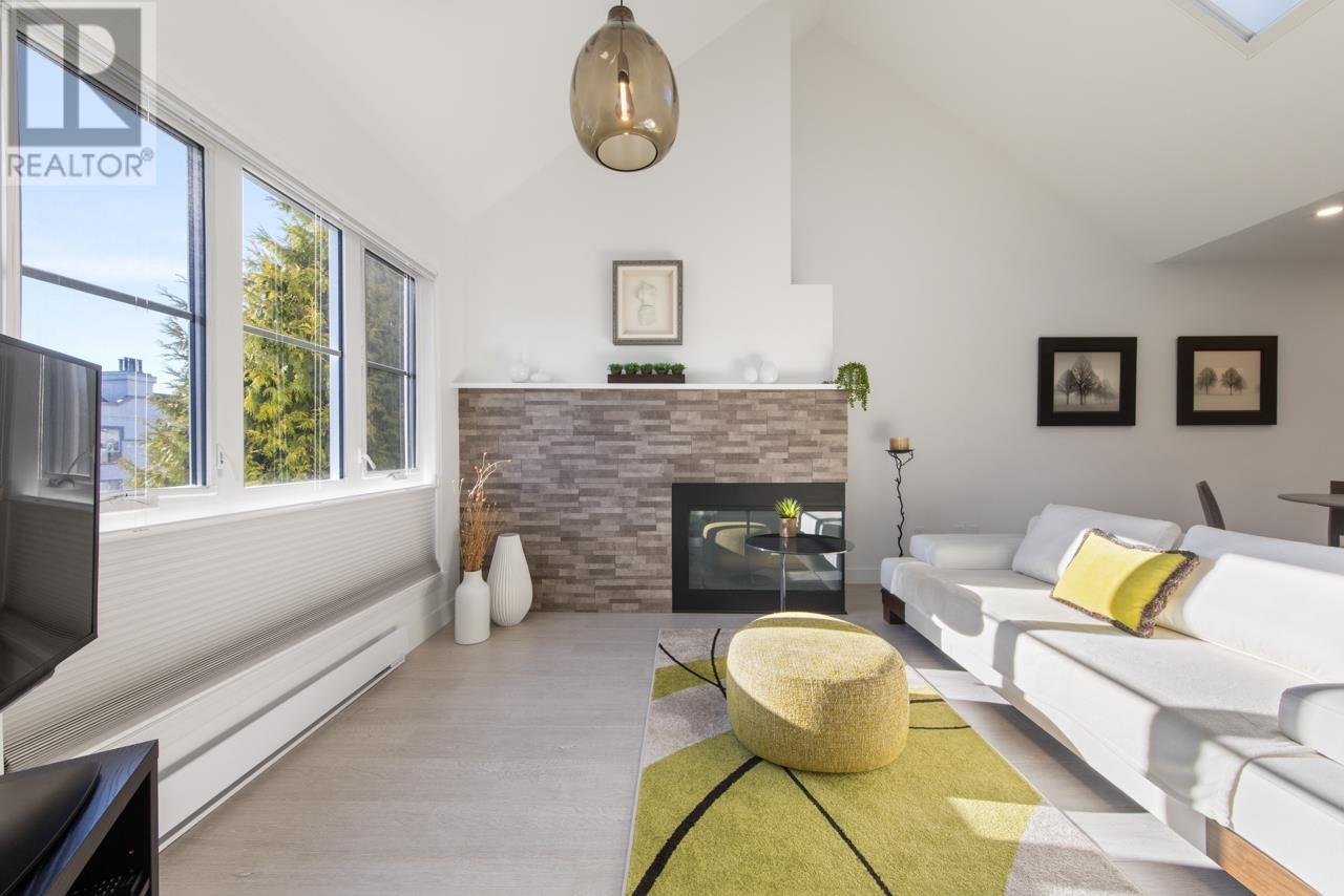 302 7500 MINORU BOULEVARD, Richmond