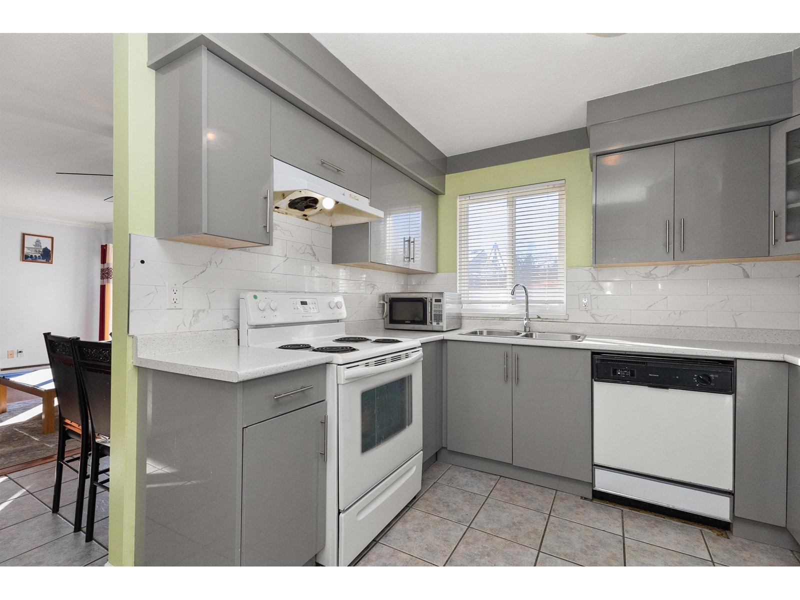 190 32550 Maclure Road, Abbotsford, British Columbia  V2T 4N3 - Photo 7 - R2966415