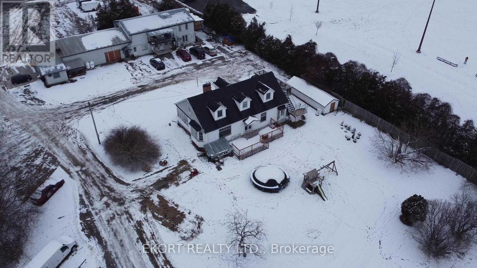 323-325 Dundas Street E, Quinte West (Trenton Ward), Ontario  K8V 5W5 - Photo 4 - X11938185