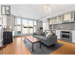 902 168 POWELL STREET, Vancouver, British Columbia
