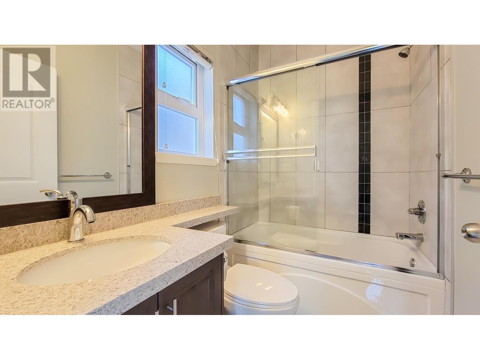 3096 E 26th Avenue, Vancouver, British Columbia  V5R 1L6 - Photo 13 - R2966859