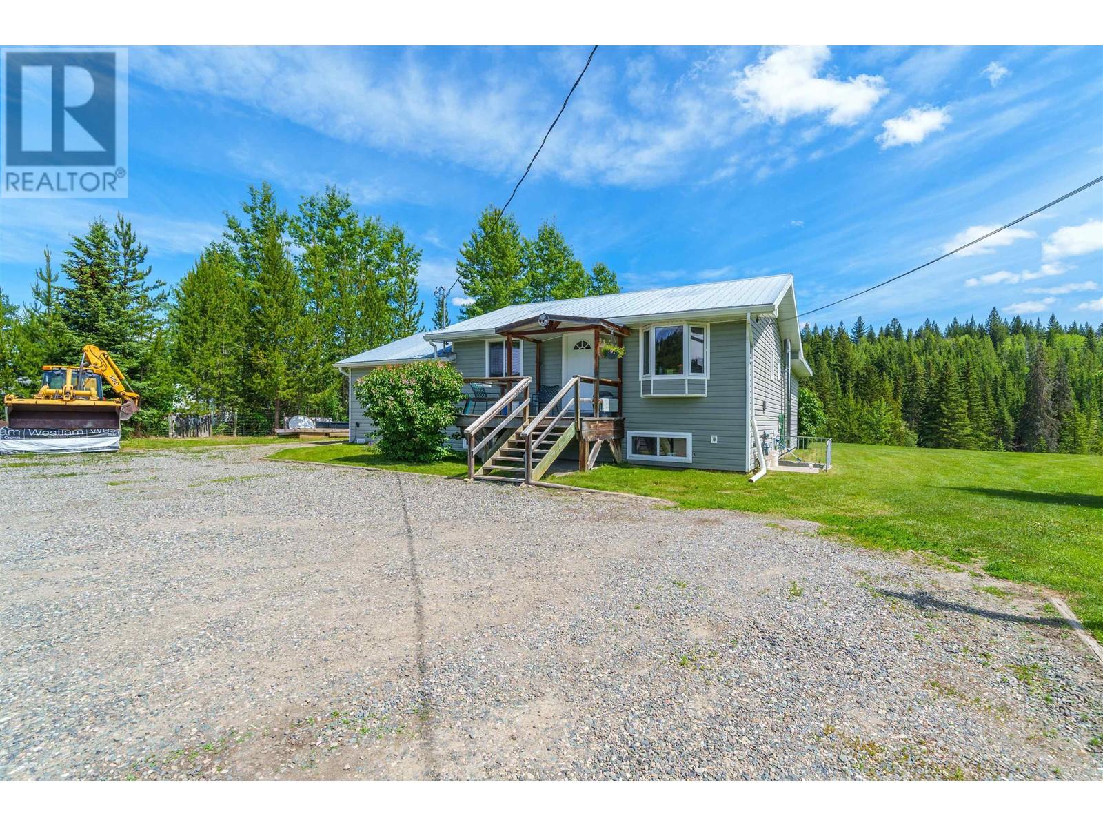 5501 Kennedy Road, 100 Mile House, British Columbia  V0K 2E0 - Photo 33 - R2966915