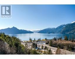 800 OCEAN CREST DRIVE, West Vancouver, British Columbia