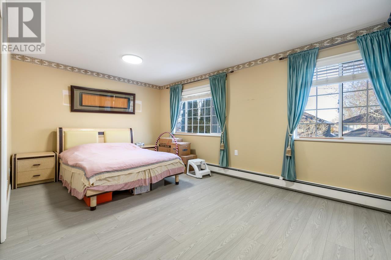 5557 Cornwall Drive, Richmond, British Columbia  V7C 5M8 - Photo 12 - R2966847