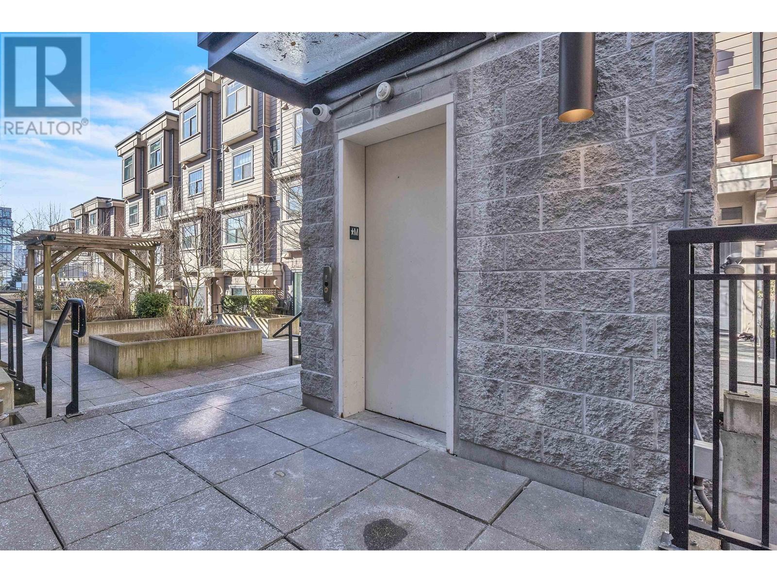 203 828 Royal Avenue, New Westminster, British Columbia  V3M 1J9 - Photo 36 - R2965856