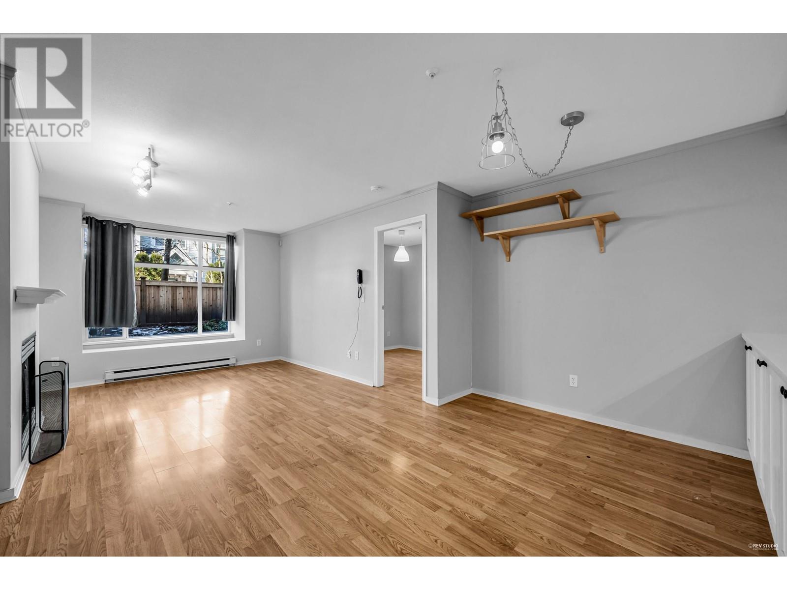 Listing Picture 6 of 24 : 103 6893 PRENTER STREET, Burnaby / 本拿比 - 魯藝地產 Yvonne Lu Group - MLS Medallion Club Member