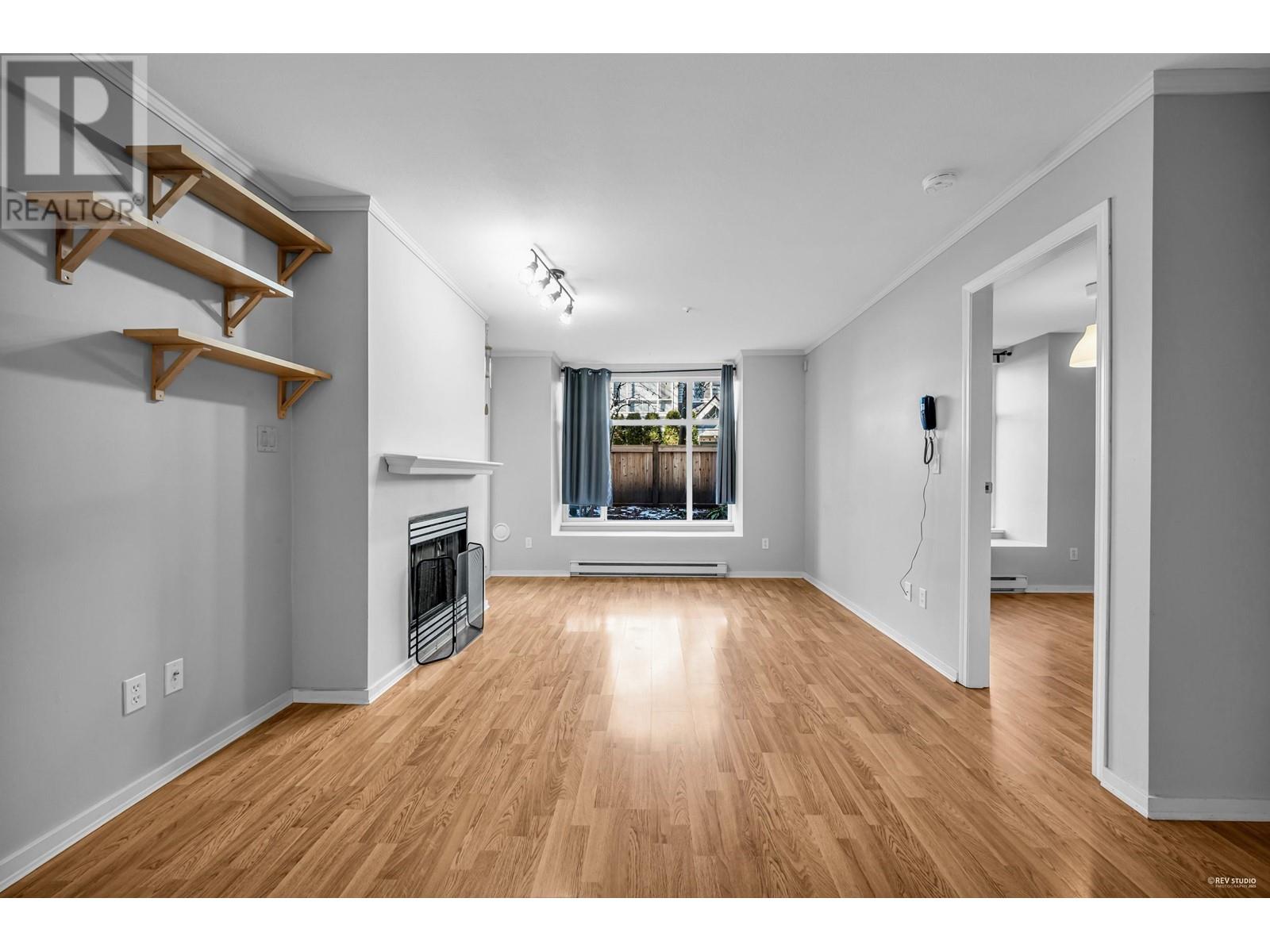 Listing Picture 7 of 24 : 103 6893 PRENTER STREET, Burnaby / 本拿比 - 魯藝地產 Yvonne Lu Group - MLS Medallion Club Member