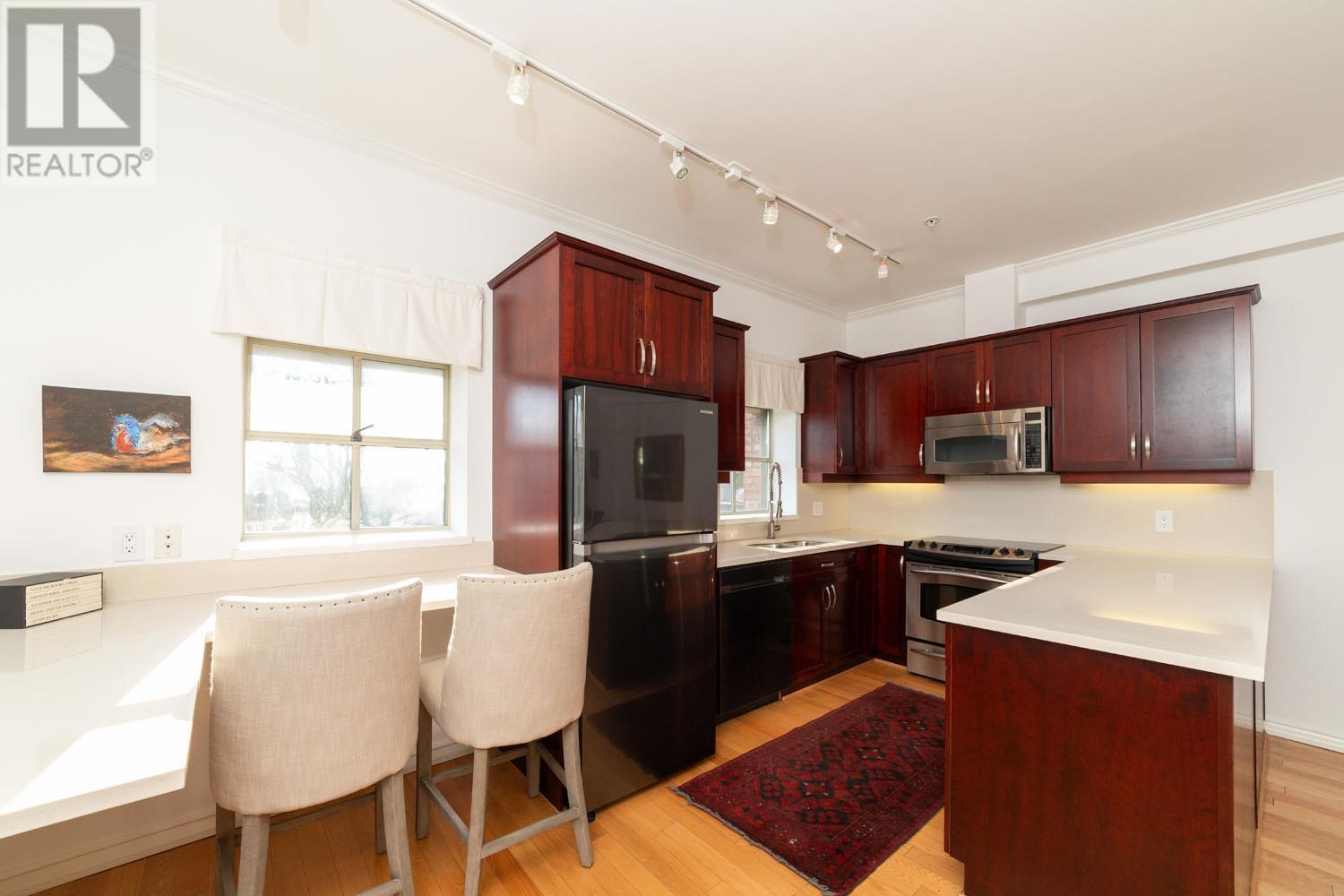 Listing Picture 11 of 40 : 3 1855 VINE STREET, Vancouver / 溫哥華 - 魯藝地產 Yvonne Lu Group - MLS Medallion Club Member