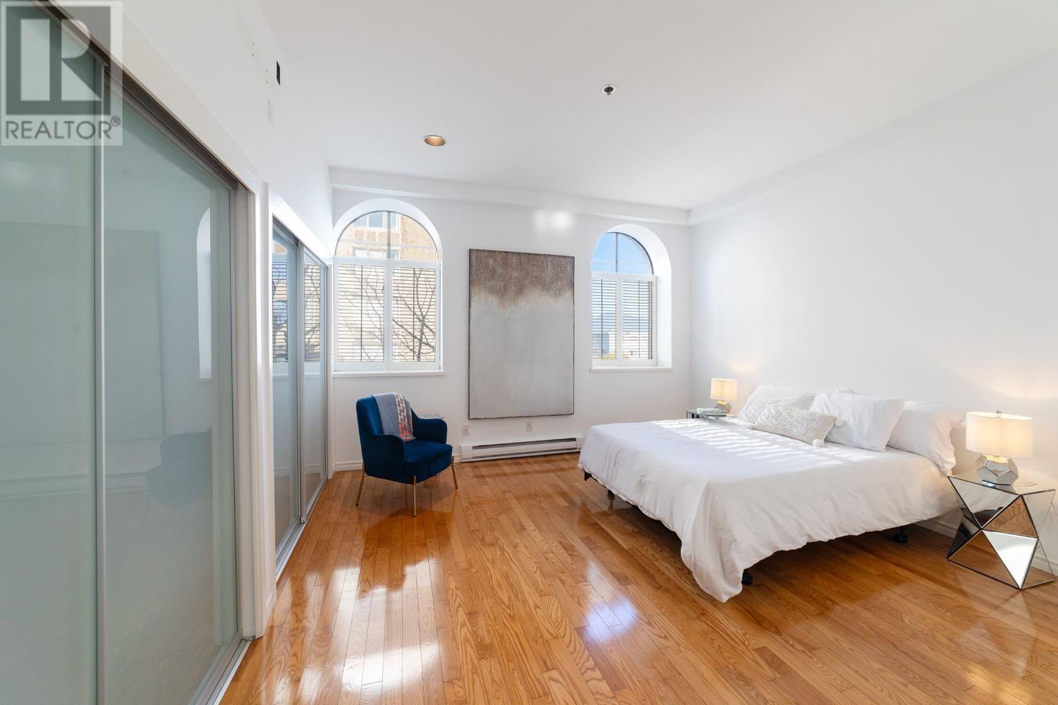 Listing Picture 14 of 40 : 3 1855 VINE STREET, Vancouver / 溫哥華 - 魯藝地產 Yvonne Lu Group - MLS Medallion Club Member