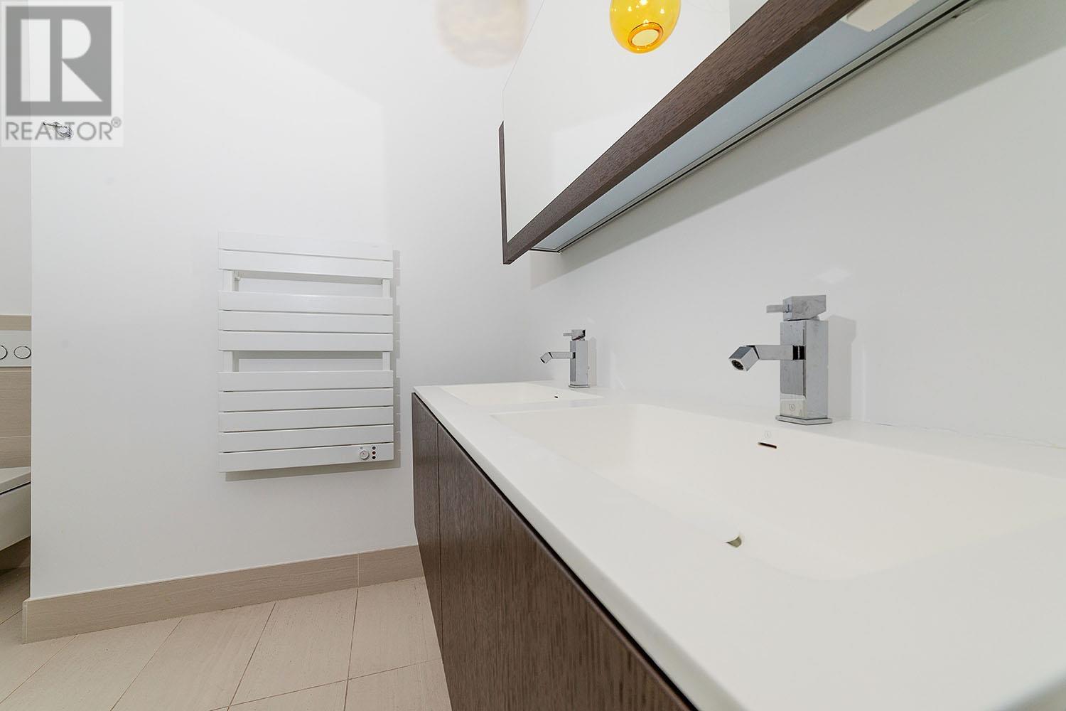 Listing Picture 16 of 40 : 3 1855 VINE STREET, Vancouver / 溫哥華 - 魯藝地產 Yvonne Lu Group - MLS Medallion Club Member