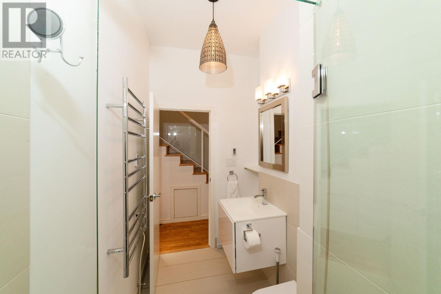 Listing Picture 17 of 40 : 3 1855 VINE STREET, Vancouver / 溫哥華 - 魯藝地產 Yvonne Lu Group - MLS Medallion Club Member