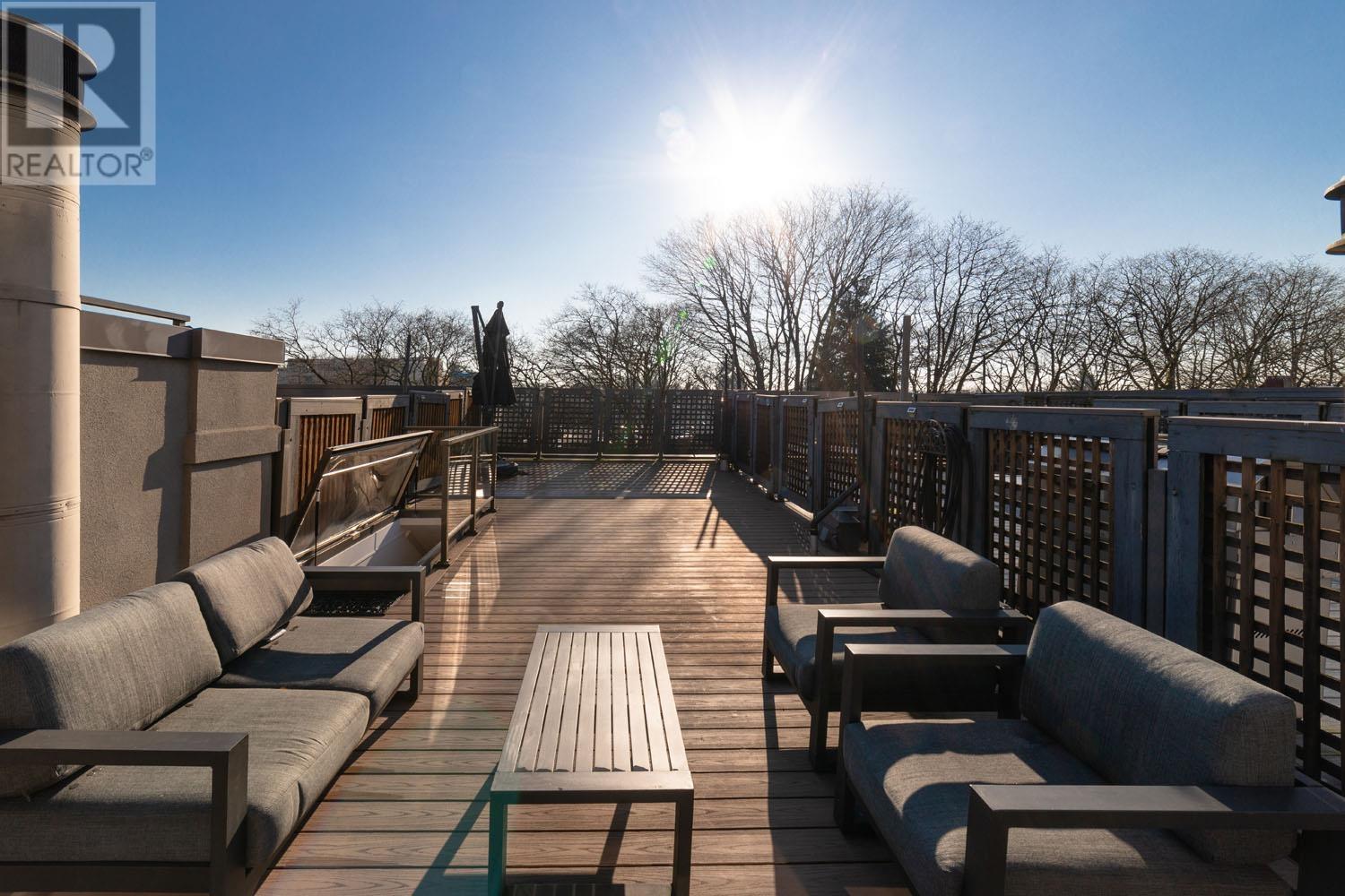 Listing Picture 25 of 40 : 3 1855 VINE STREET, Vancouver / 溫哥華 - 魯藝地產 Yvonne Lu Group - MLS Medallion Club Member