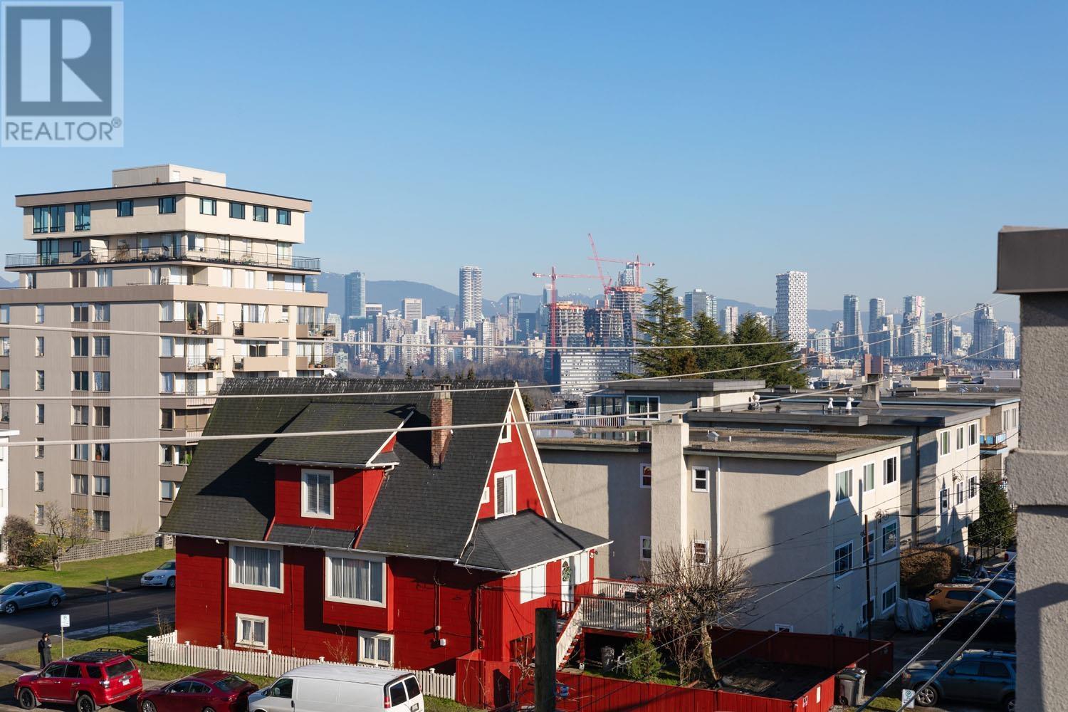 Listing Picture 30 of 40 : 3 1855 VINE STREET, Vancouver / 溫哥華 - 魯藝地產 Yvonne Lu Group - MLS Medallion Club Member