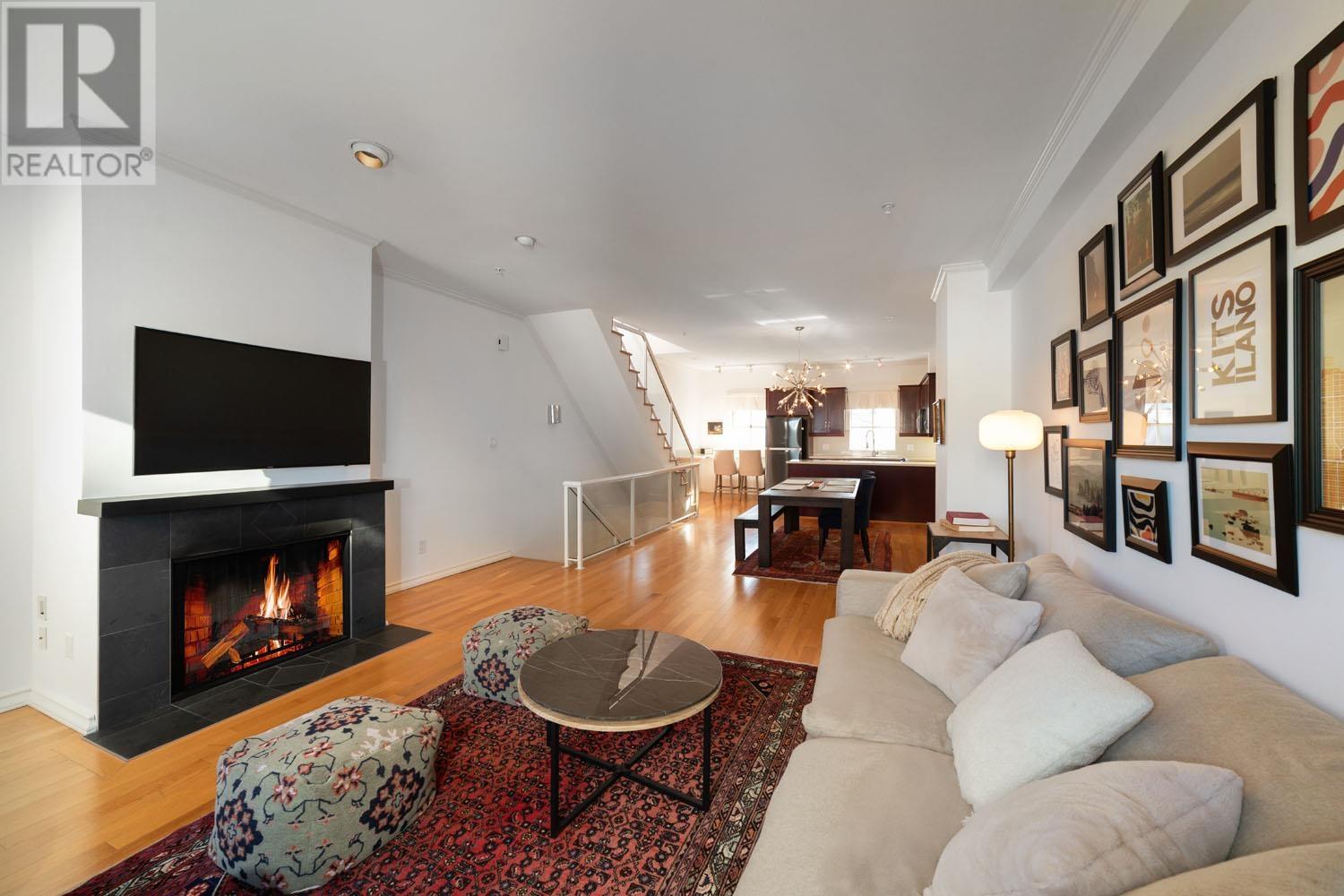 Listing Picture 6 of 40 : 3 1855 VINE STREET, Vancouver / 溫哥華 - 魯藝地產 Yvonne Lu Group - MLS Medallion Club Member