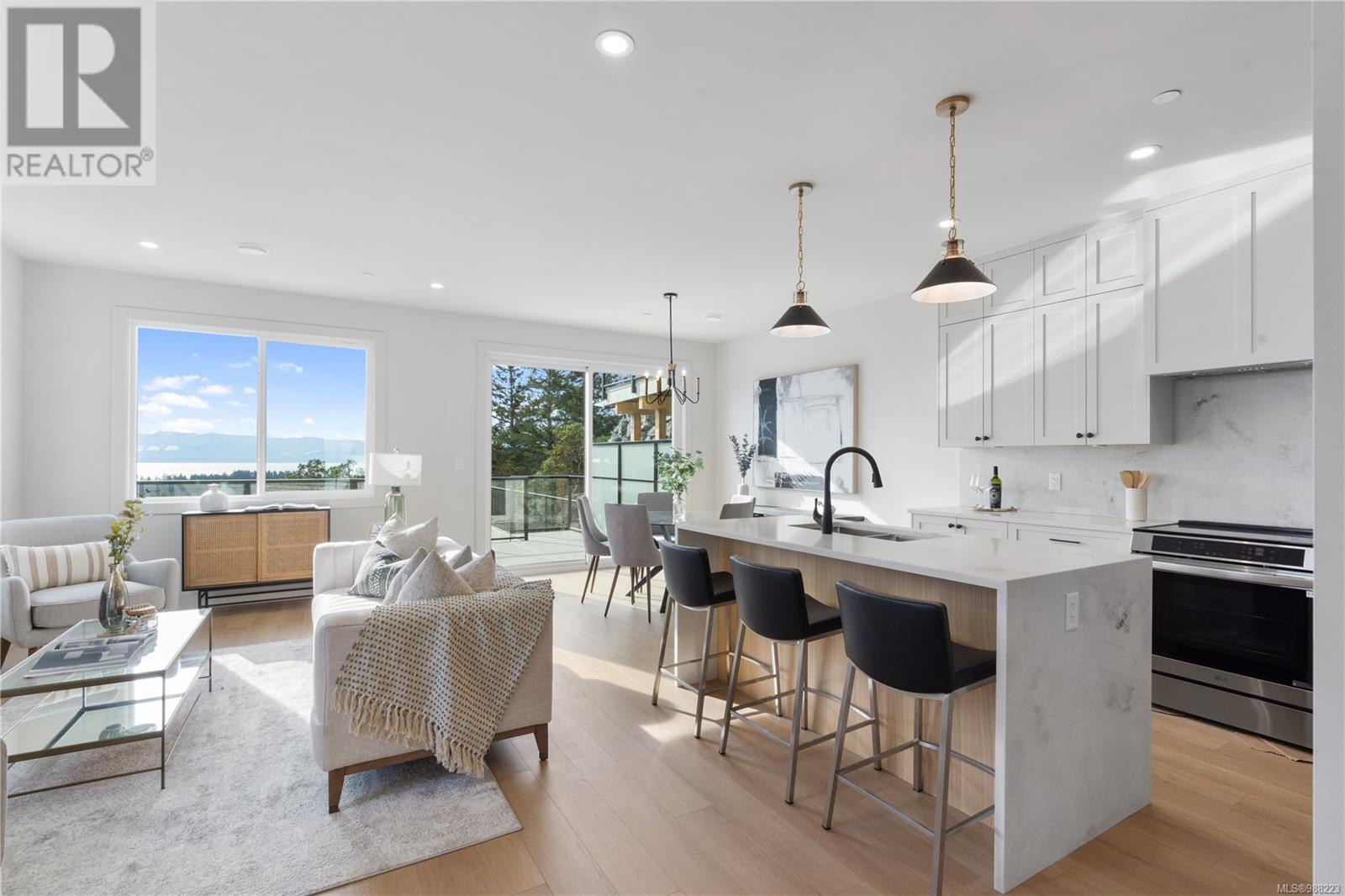 Property at 7055 Brailsford Pl image 2