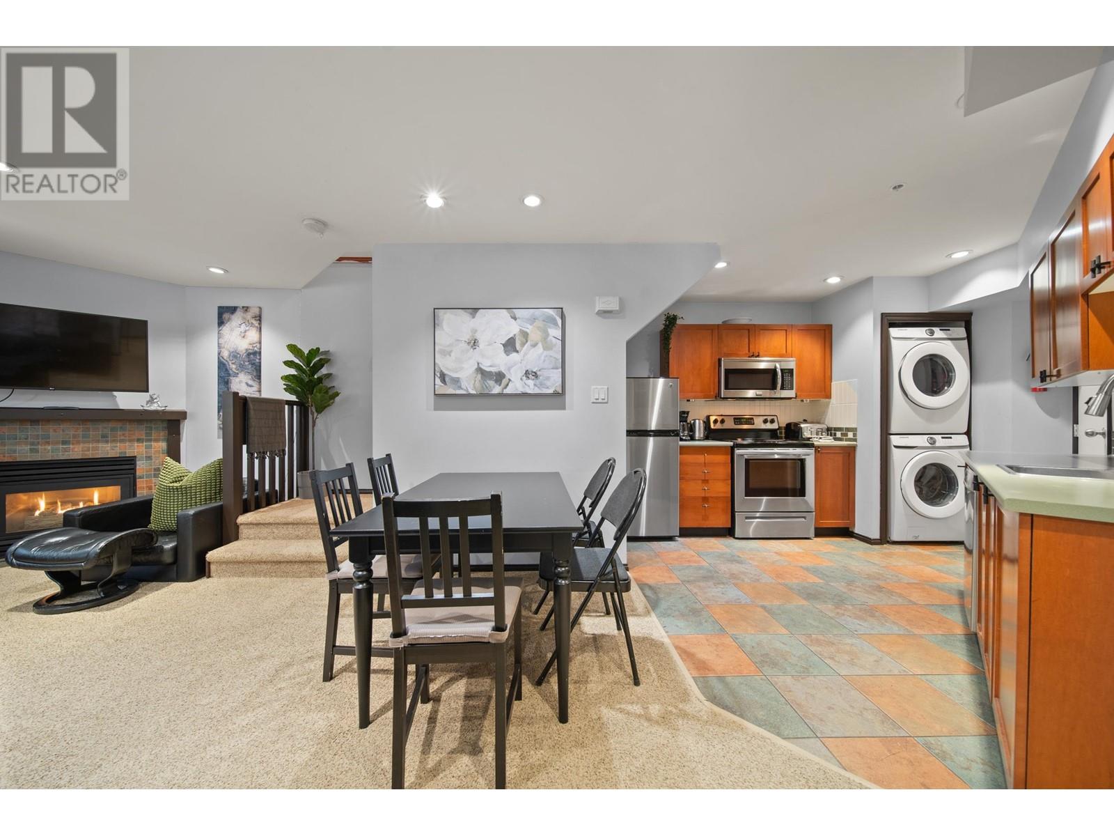 52-52a 4388 NORTHLANDS BOULEVARD