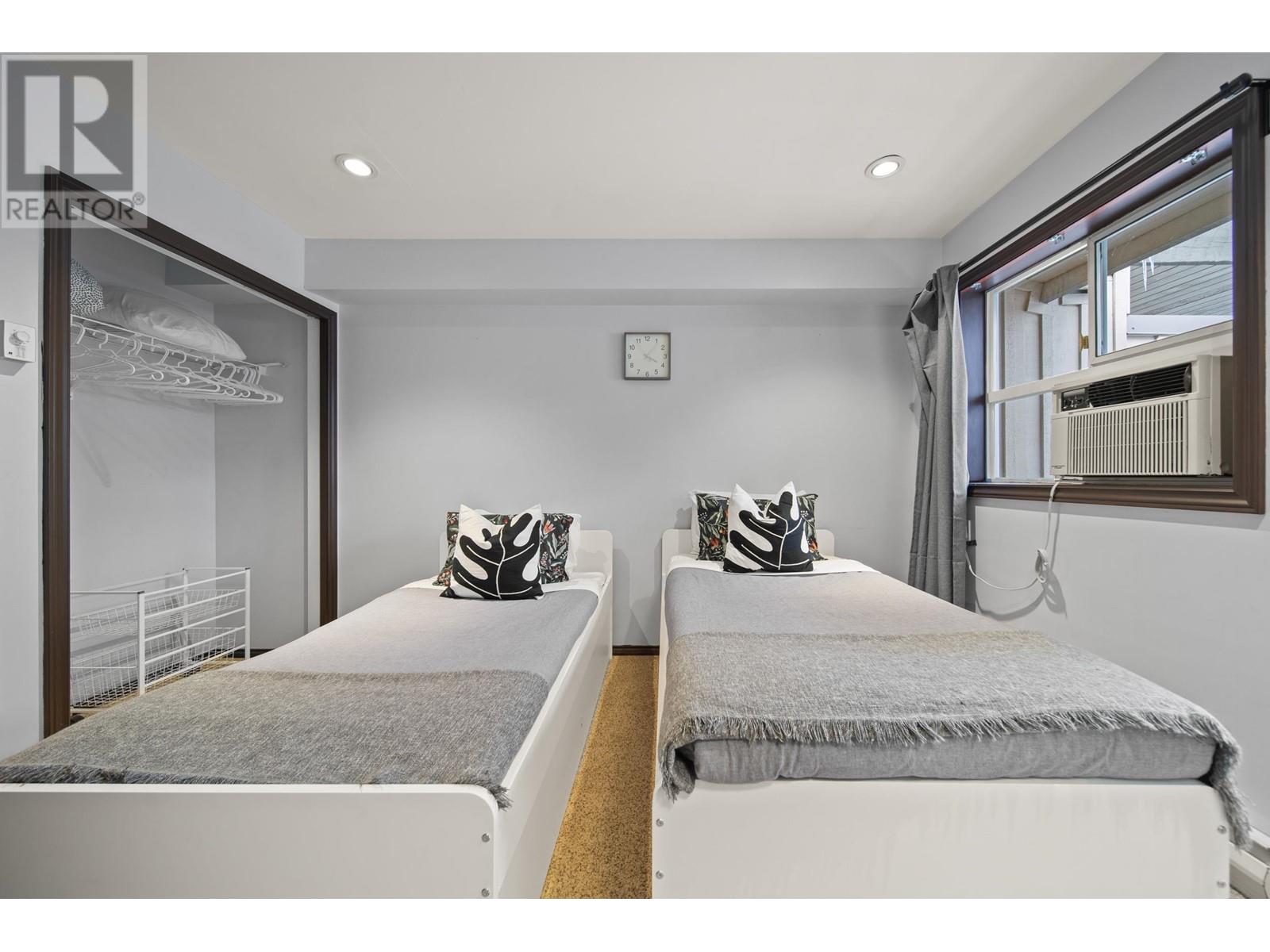 52-52a 4388 NORTHLANDS BOULEVARD