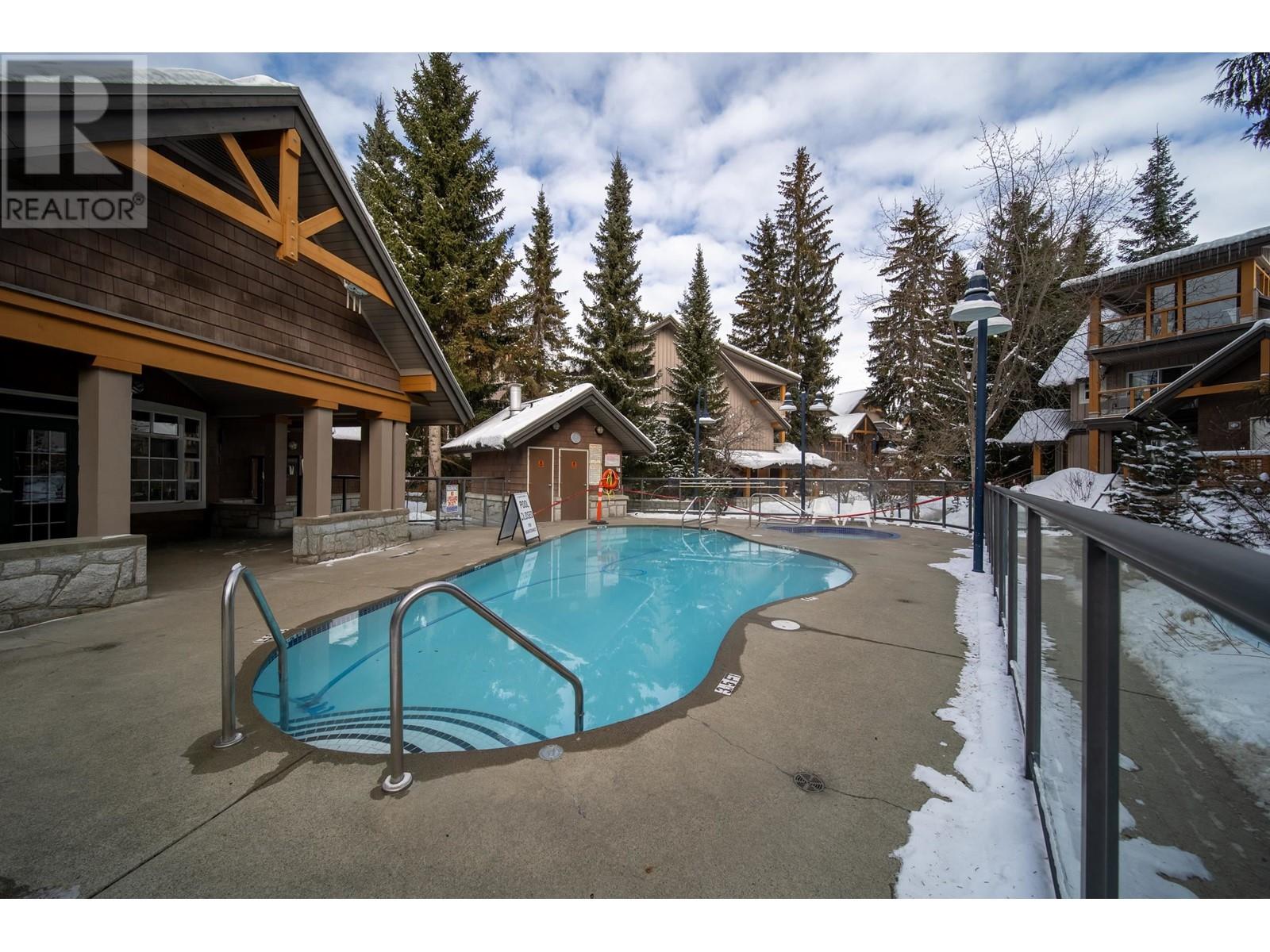 52-52a 4388 NORTHLANDS BOULEVARD